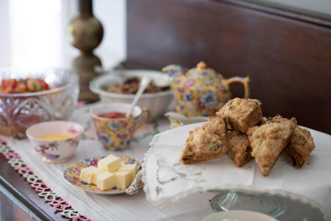 Twiningretreat Bed & Breakfast Niagara-on-the-Lake ภายนอก รูปภาพ